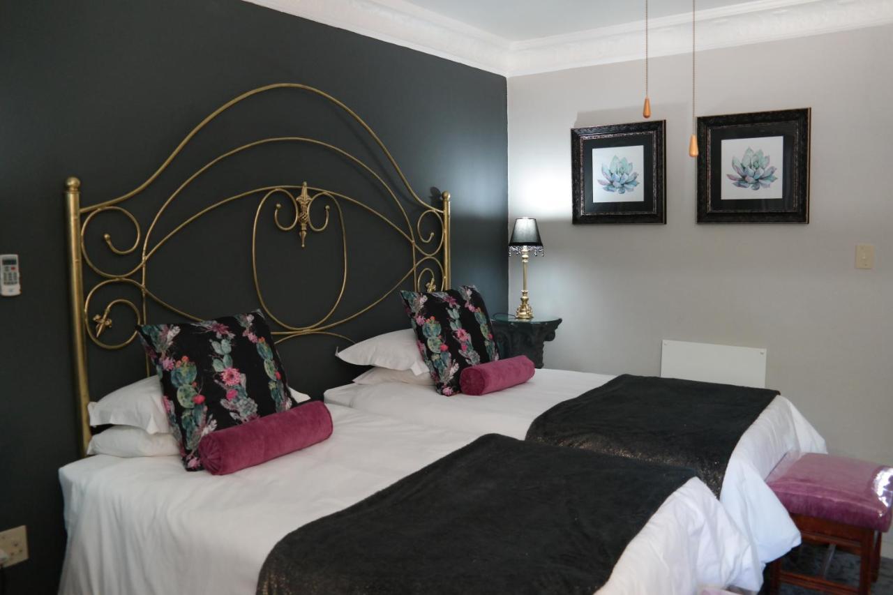 Arcadia Luxury Guesthouse ครูนชตัด ภายนอก รูปภาพ
