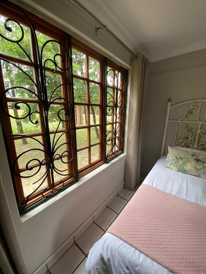 Arcadia Luxury Guesthouse ครูนชตัด ภายนอก รูปภาพ